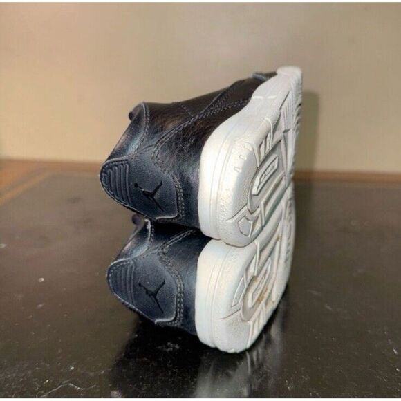 Nike Air Jordan 3 Retro Cyber Monday Black 832033-020 Toddler TD Size 4C - Picture 6 of 6